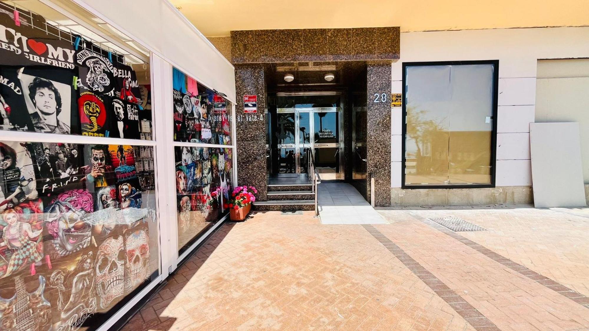 Atico En Yate Iv, Primera Linea Playa Apartment ฟูเอนฮิโรลา ภายนอก รูปภาพ
